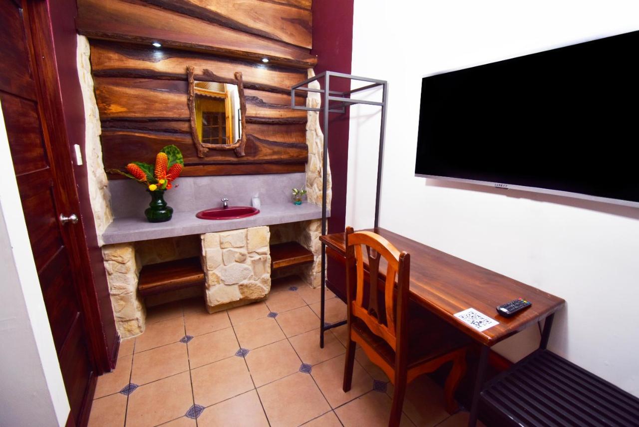 |Hotel Riviera Sabalito Exterior photo